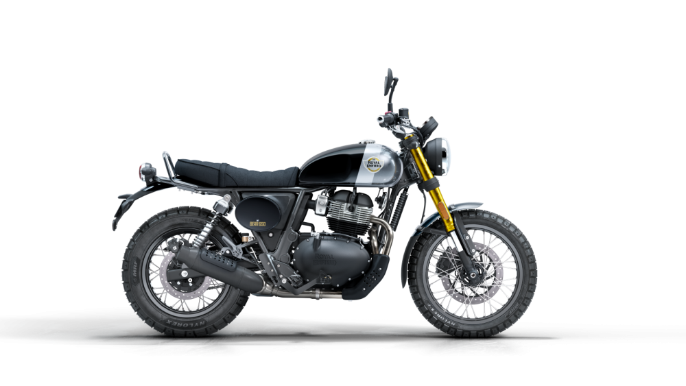 1600x900_Bear 650_RHS_Profile_GoldenShadow